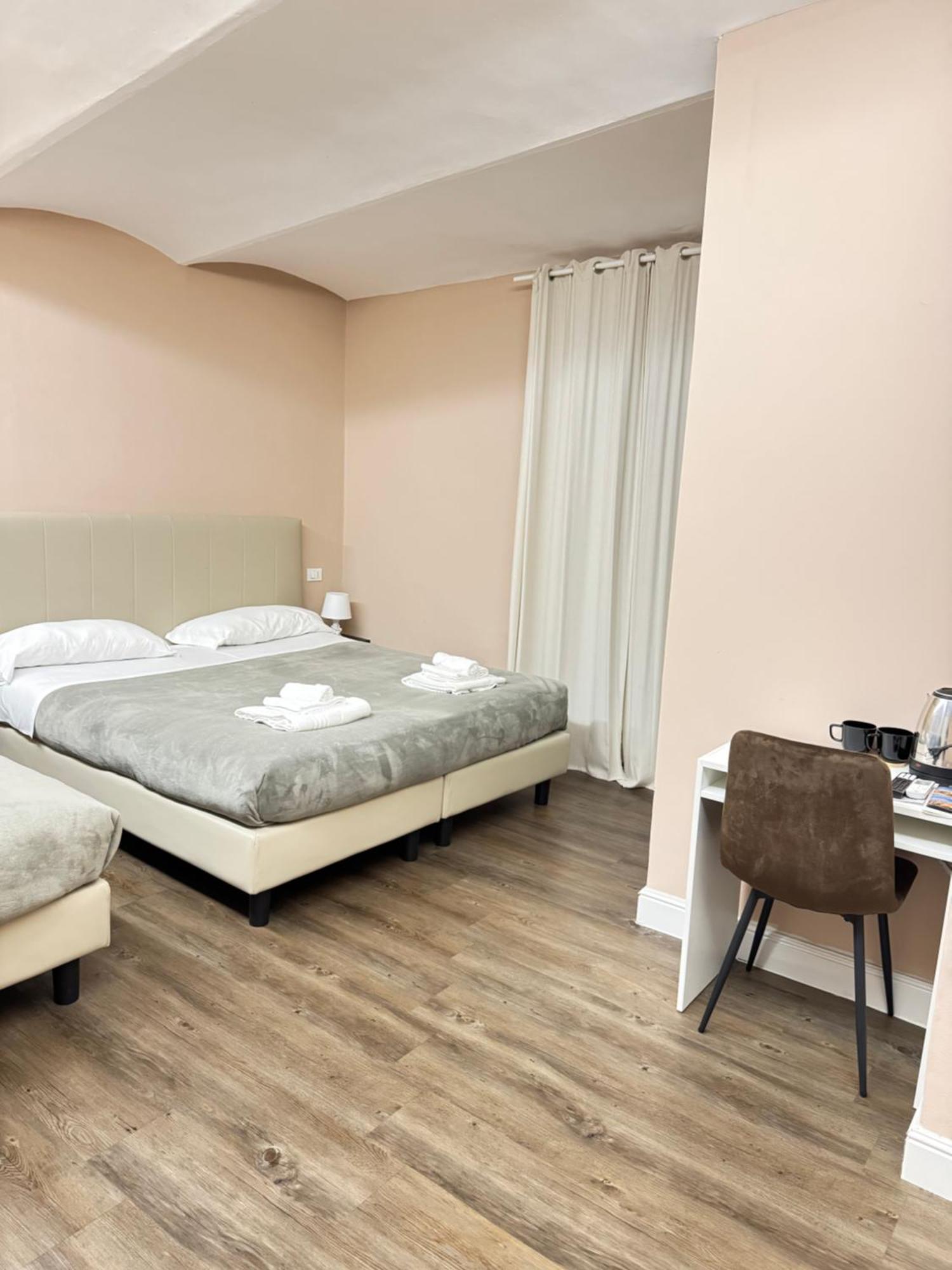 Cattaleya Rooms Firenze Esterno foto